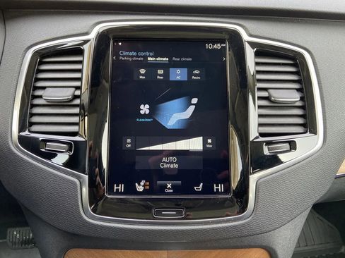 Used 2022 Volvo XC90 T6 Momentum w/ Advanced Package image 22