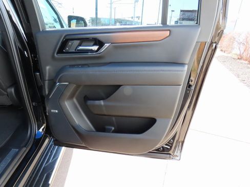 New 2026 GMC Yukon XL Denali image 15