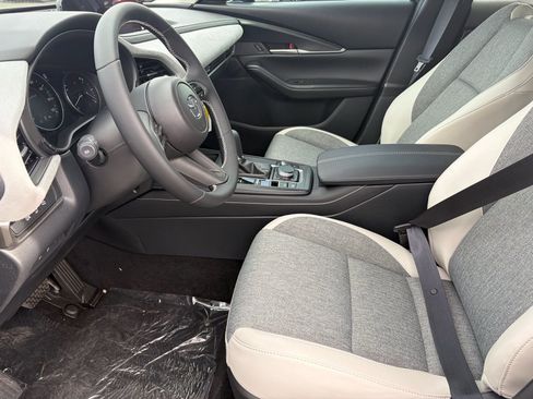 New 2026 MAZDA CX-30 AWD 2.5 S w/ Select Sport Pkg image 11
