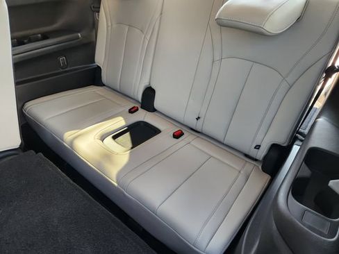 Used 2026 INFINITI QX60 Luxe w/ Cargo Package FWD image 31