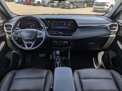 Used 2024 Chevrolet TrailBlazer ACTIV w/ Driver Confidence Package image 14