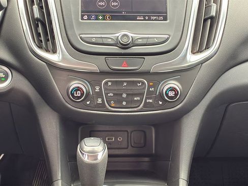 Used 2021 Chevrolet Equinox LT image 20