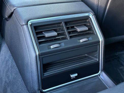 Used 2021 Porsche Panamera image 14