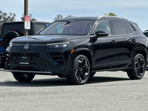 New 2026 Volkswagen Tiguan SEL R-Line AWD/4WD image 8