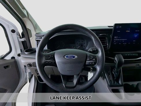 Used 2023 Ford Transit 350 XLT image 5