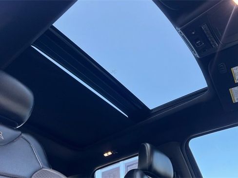 Used 2019 Ford F150 Raptor w/ Equipment Group 802A Luxury image 18