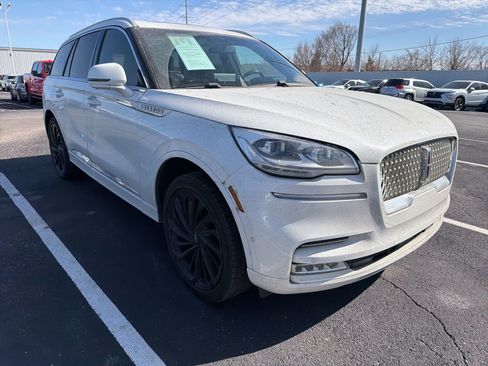 Used 2021 Lincoln Aviator Reserve w/ Equipment Group 210A image 3