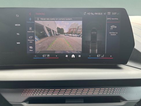 Used 2026 BMW M235i xDrive w/ M Performance Package image 17