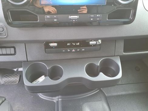 New 2026 Mercedes-Benz Sprinter 2500 image 22