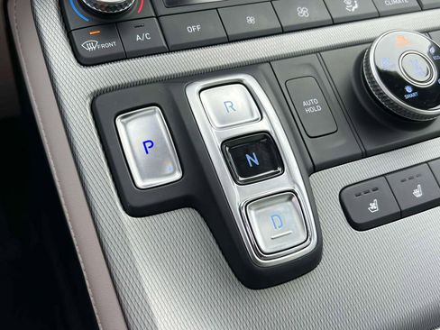 Used 2025 Hyundai Palisade Limited image 31