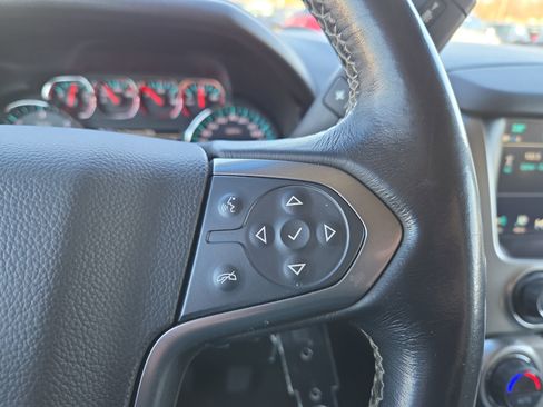 Used 2019 Chevrolet Tahoe LT image 12