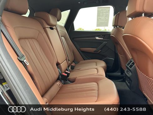 Used 2023 Audi Q5 2.0T Premium Plus w/ Premium Plus Package AWD/4WD image 39