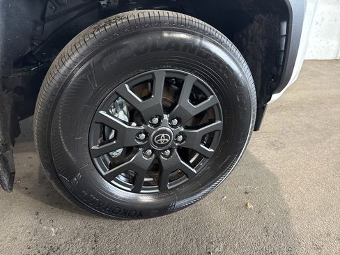 Used 2025 Toyota 4Runner SR5 image 7