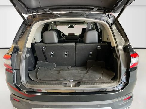 Used 2025 Honda Pilot Elite image 28