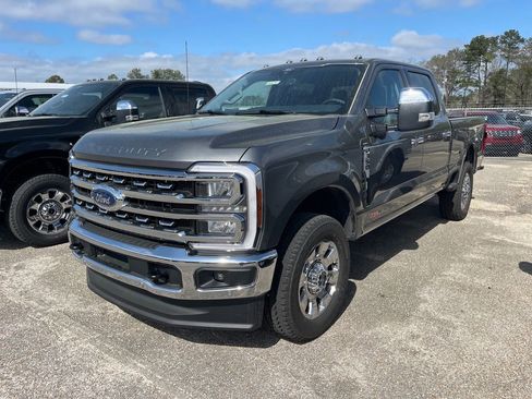 New 2026 Ford F350 Lariat w/ Lariat Premium Package image 2