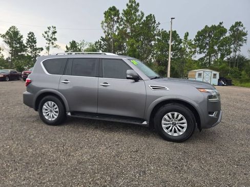 Used 2024 Nissan Armada SV AWD/4WD image 2