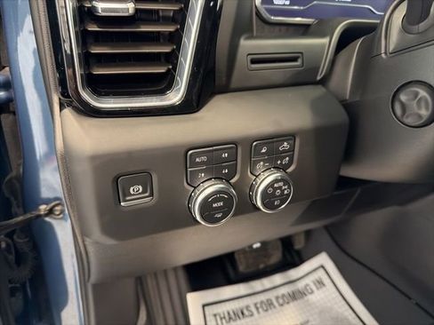 Used 2025 GMC Sierra 1500 Denali AWD/4WD image 22