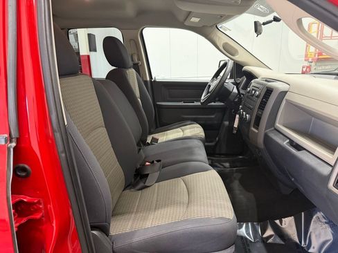 Used 2011 RAM 1500 ST w/ ST Popular Equipment Group AWD/4WD image 13