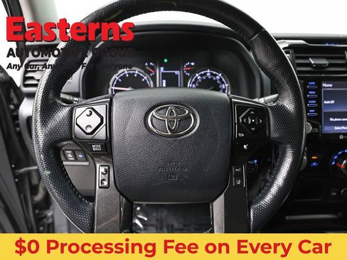 Used 2024 Toyota 4Runner TRD Off-Road Premium AWD/4WD image 10