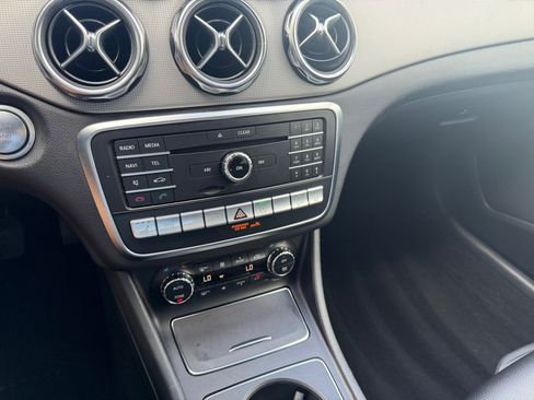 Used 2019 Mercedes-Benz GLA 250 4MATIC image 18