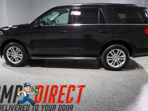 Used 2022 Ford Expedition XLT image 10