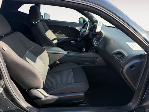 Used 2020 Dodge Challenger SXT image 19