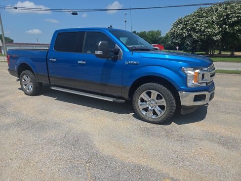 Used 2019 Ford F150 XLT w/ Equipment Group 302A Luxury AWD/4WD image 15