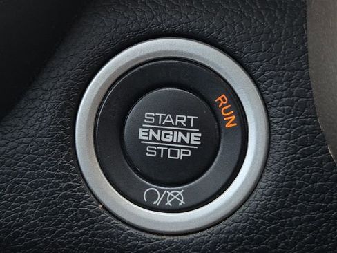 Used 2024 RAM 2500 Laramie AWD/4WD image 24