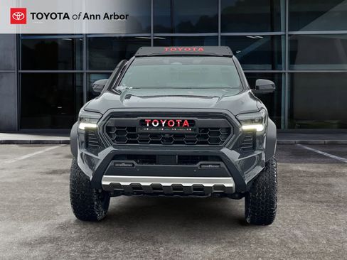 Used 2024 Toyota Tacoma Trailhunter Hybrid Double Cab image 12