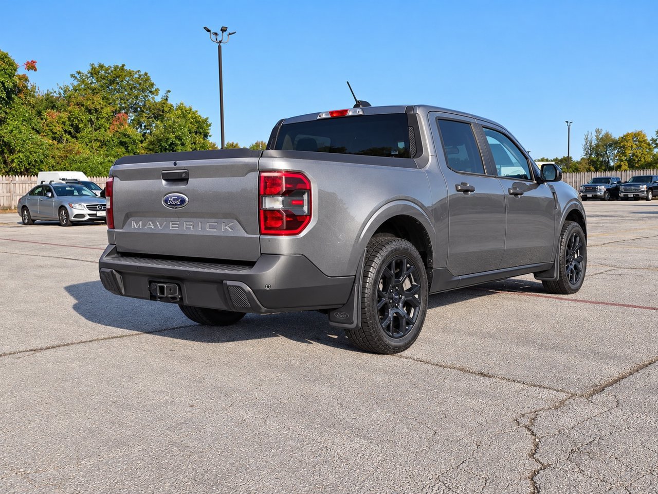 Used 2025 Ford Maverick XLT w/ Equipment Group 301A AWD/4WD image 6
