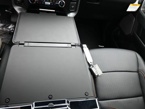 New 2025 Ford F150 Lariat w/ Equipment Group 502A High image 45