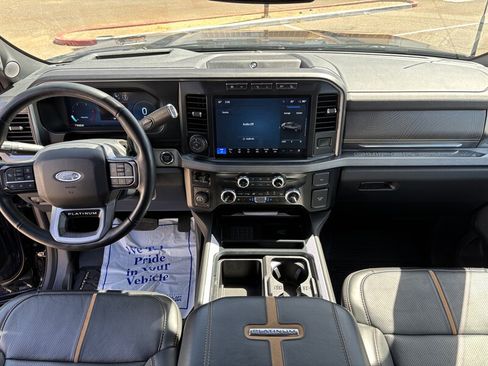 Used 2023 Ford F350 Platinum w/ Tremor Off-Road Package AWD/4WD image 29