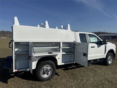New 2026 Ford F350 XL w/ XL Chrome Package AWD/4WD image 2