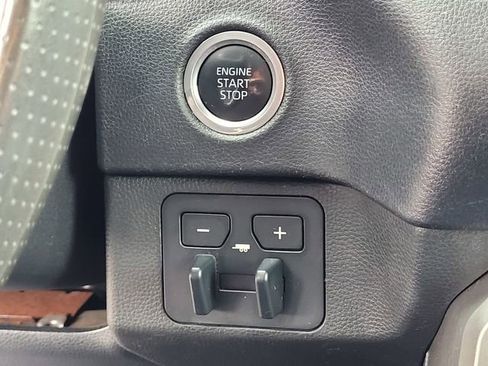 Used 2022 Toyota Tundra SR5 image 15