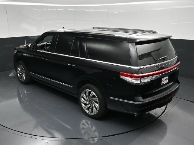 Used 2022 Lincoln Navigator L Reserve AWD/4WD image 60