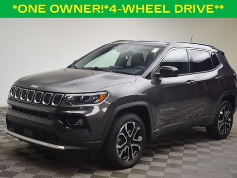 Used 2023 Jeep Compass Limited AWD/4WD image 3