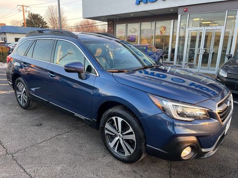 Used 2019 Subaru Outback 2.5i Limited image 4