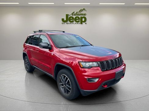 Used 2020 Jeep Grand Cherokee Trailhawk AWD/4WD image 3