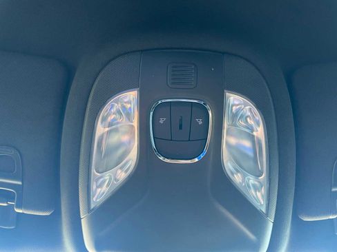 Used 2024 Jeep Compass Latitude image 20