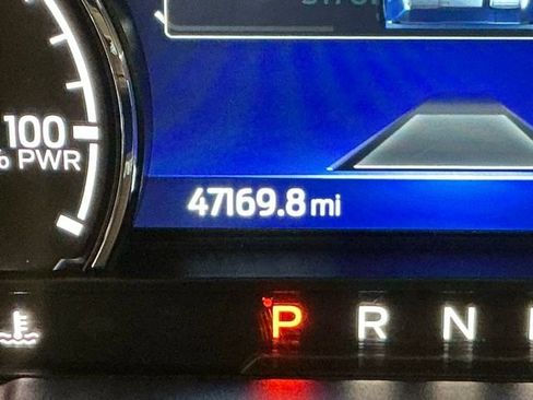 Used 2023 Ford Maverick Lariat w/ Lariat Luxury Package image 30