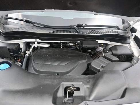 Used 2024 Honda Passport EX-L image 11