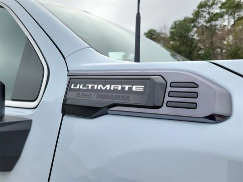 New 2026 GMC Sierra 2500 Denali Ultimate image 8