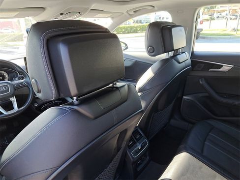 Certified 2022 Audi A4 2.0T Premium Plus w/ Premium Plus Package image 26