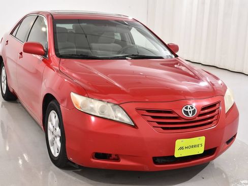 Used 2007 Toyota Camry SE FWD image 4