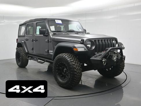 Used 2018 Jeep Wrangler Unlimited Sport image 1