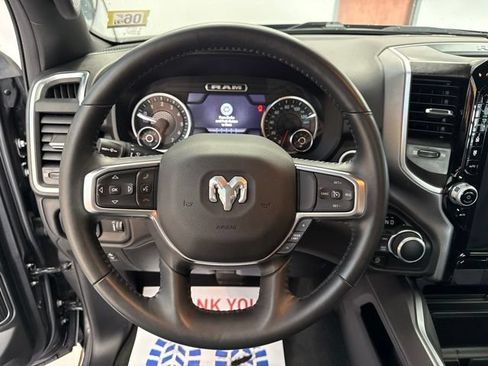 Used 2024 RAM 1500 Big Horn AWD/4WD image 32