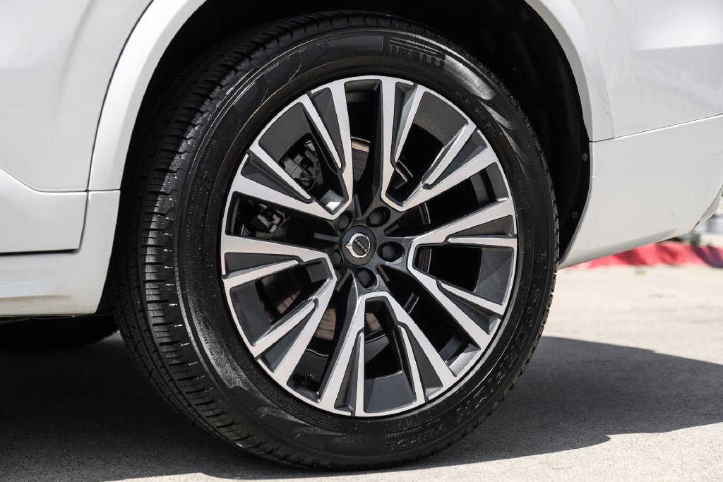 Used 2021 Volvo XC90 T6 Momentum w/ Climate Package AWD/4WD image 66