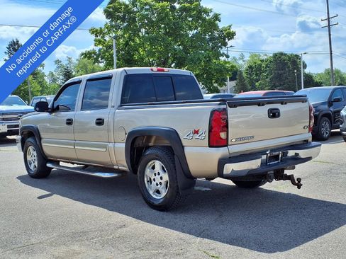 Used 2006 Chevrolet Silverado 1500 LT w/ Onstar Plus Package AWD/4WD image 8