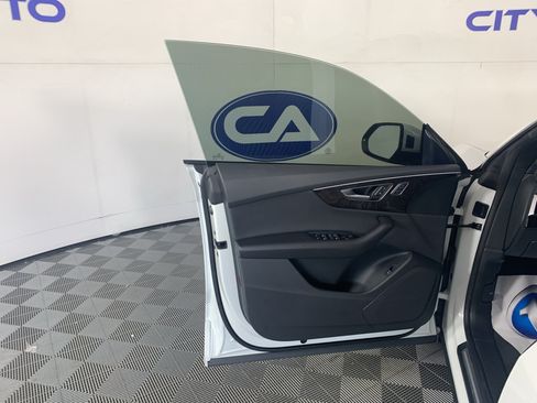 Used 2021 Audi Q8 Premium AWD/4WD image 13