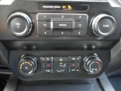 Used 2020 Ford F150 XLT w/ Equipment Group 302A Luxury RWD image 21